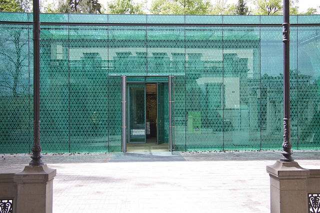 博物馆 Rietberg 入口 扩展翡翠 阿尔弗雷德 · - 上的免费照片