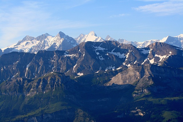 伯尔尼高地 阿尔卑斯山 布里恩茨 - 上的免费照片