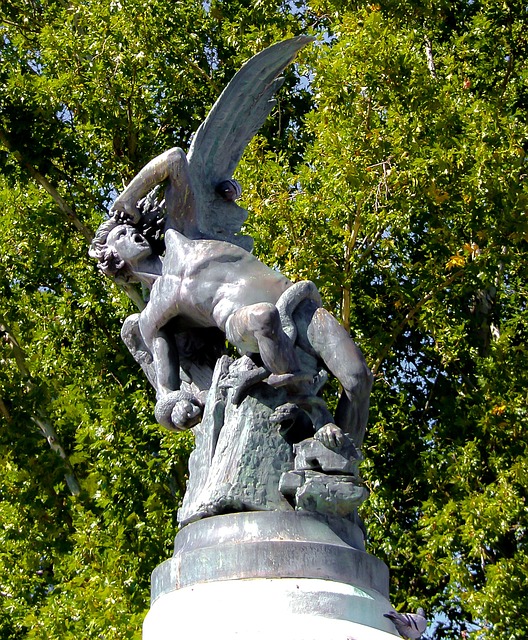雕塑 堕落的天使 路西法 - 上的免费照片