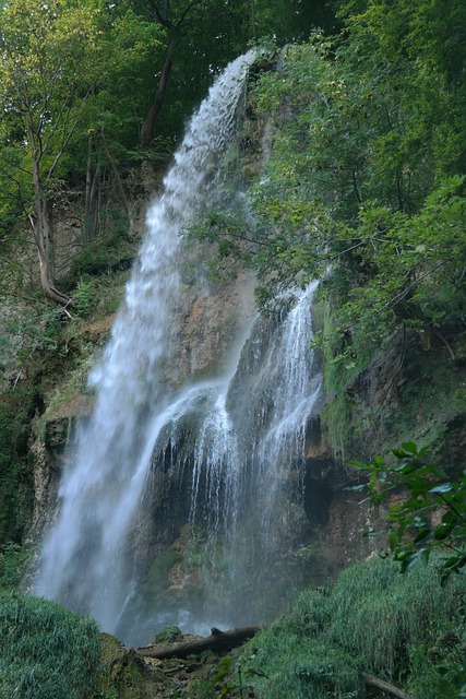 瀑布 乌拉赫瀑布 水的面纱 - 上的免费照片