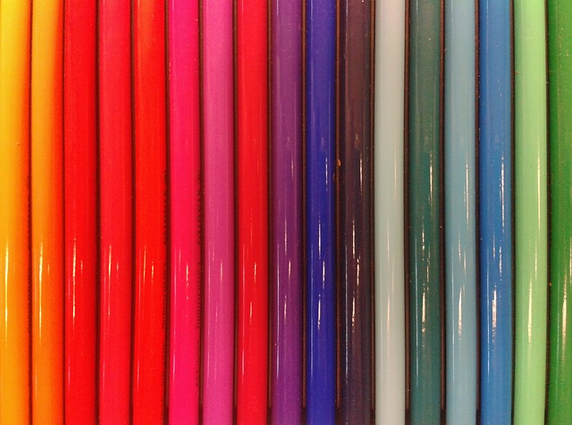 铅笔 钢笔 彩色的铅笔 - 上的免费照片