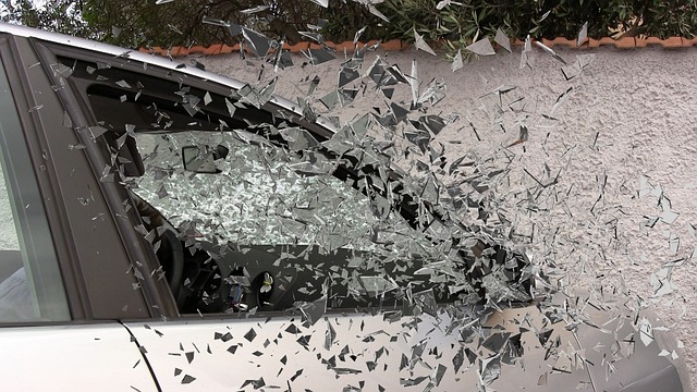 车祸 碎的玻璃 飞溅 - 上的免费照片