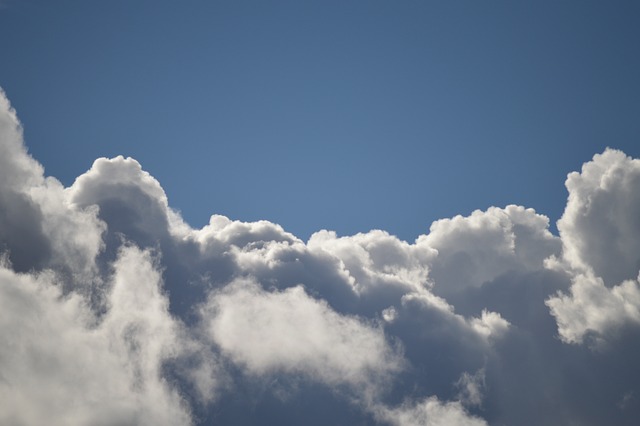 云 蓝色的 天空 - 上的免费照片