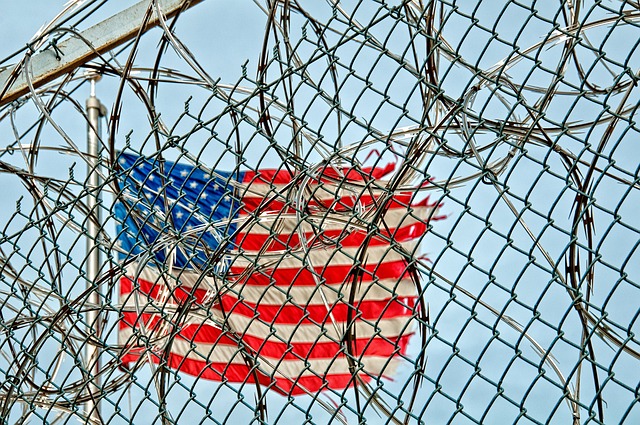 监狱 拘留 栅栏 - 上的免费照片