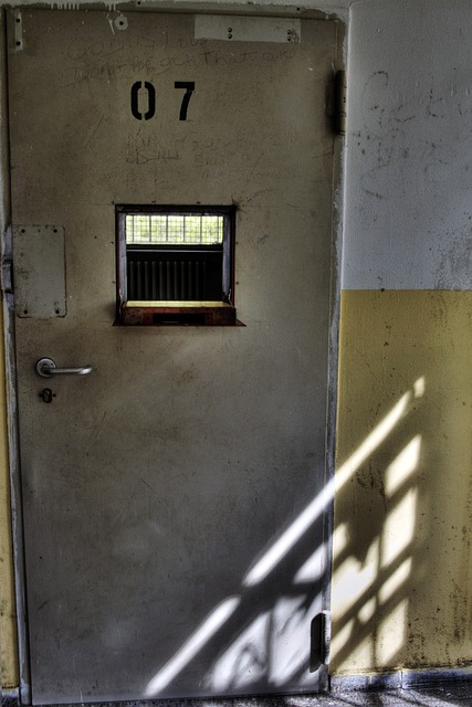 监狱 细胞 牢房 - 上的免费照片