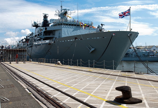 英舰堡垒 两栖码头 560吨 - 上的免费照片