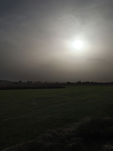撒哈拉尘埃 阴霾 多雾路段 - 上的免费照片