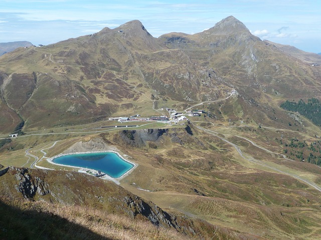 克莱恩 Scheidegg 伯尔尼高地 艾格铁路 - 上的免费照片