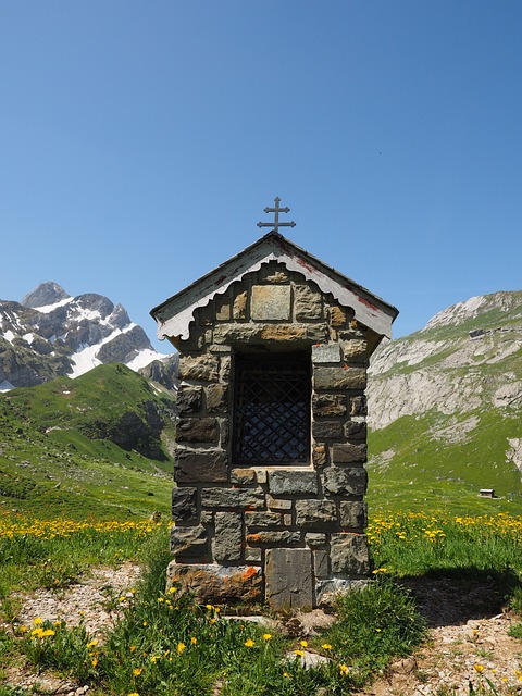 教堂 圣人 山村 - 上的免费照片