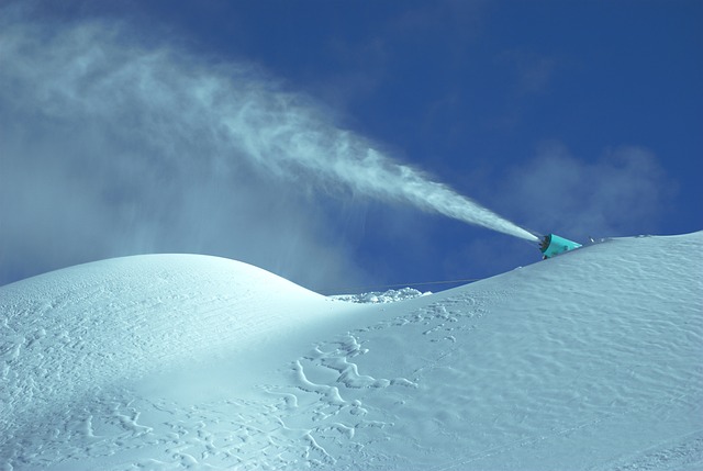 雪 雪炮 滑雪板 - 上的免费照片