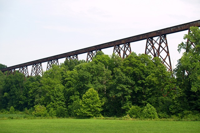 高架桥 铁路 栈桥 - 上的免费照片