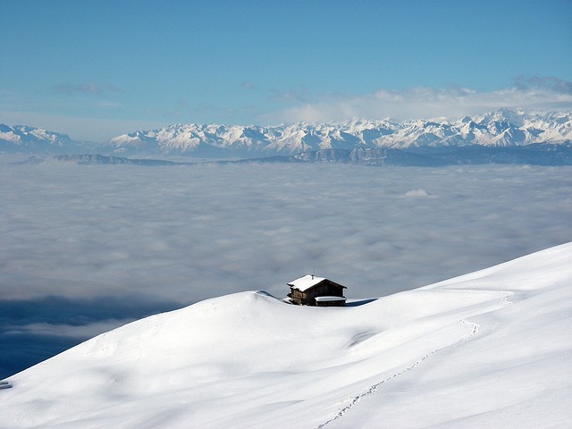 冬天 山 多雾路段 - 上的免费照片