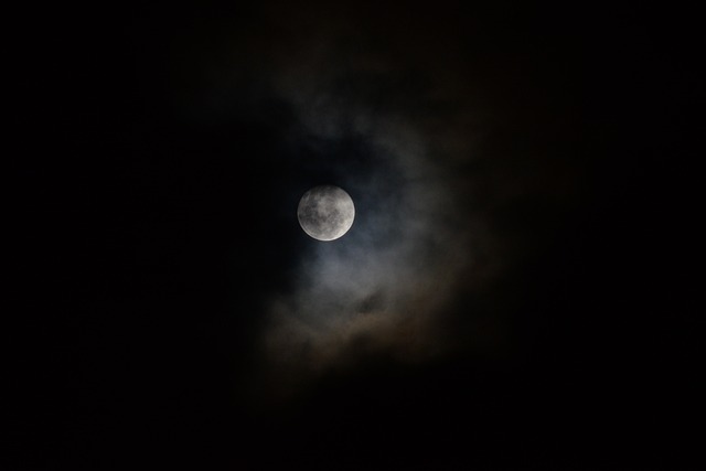 月亮 云 半影 - 上的免费照片