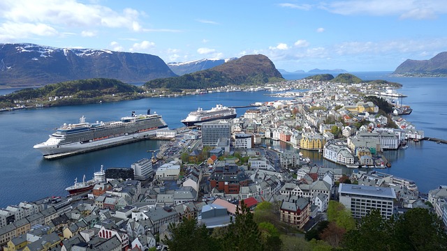 奥勒松 挪威 邮轮 - 上的免费照片