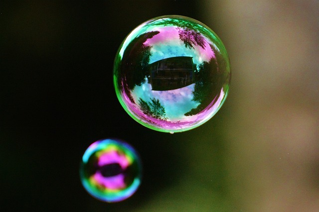 肥皂泡 多彩多姿的 球 - 上的免费照片