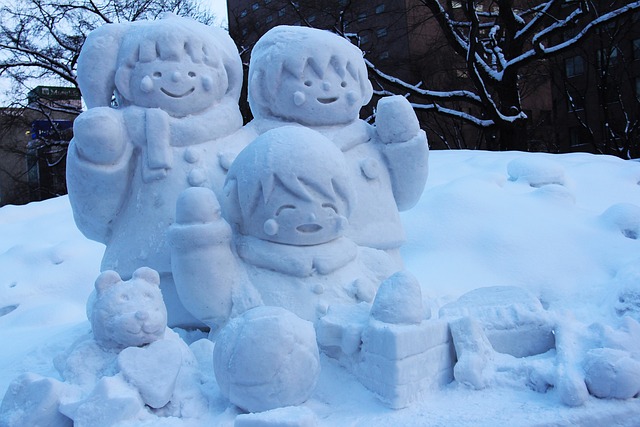 雪雕 雪地艺术 节日 - 上的免费照片