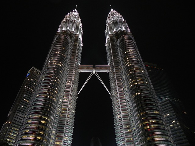 马来西亚国家石油公司 双塔 摩天大楼 - 上的免费照片
