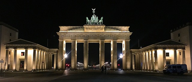 柏林 勃兰登堡门 门 - 上的免费照片