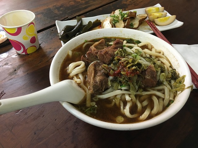 台湾餐 牛肉面 食物 - 上的免费照片