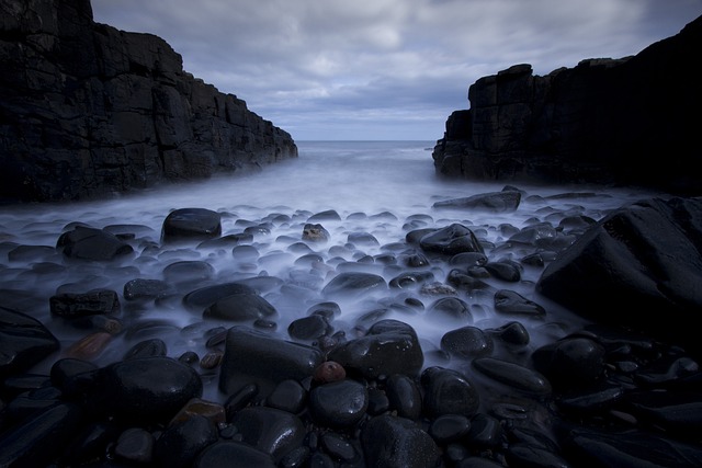 岩石 海岸 海 - 上的免费照片
