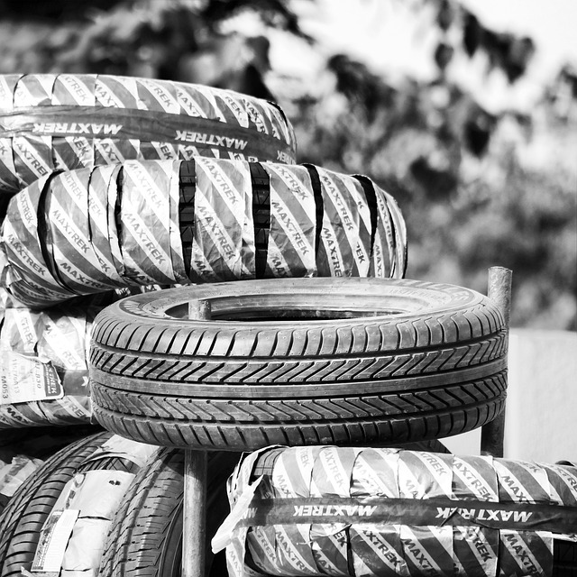 轮胎 橡胶 胎 - 上的免费照片