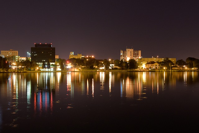 莱克兰 佛罗里达 夜景 - 上的免费照片