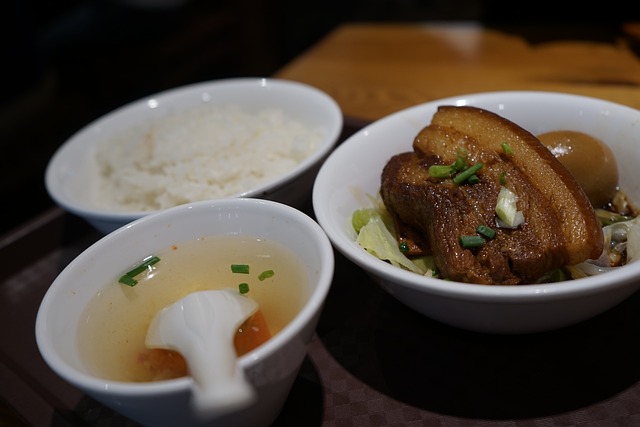 食物 卤肉饭 - 上的免费照片