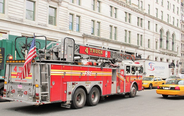 纽约消防车 纽约时报 消防队 - 上的免费照片