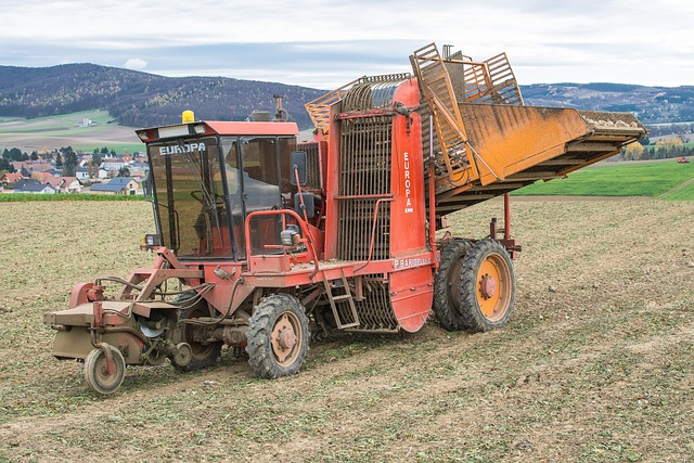 农业机械 拖拉机 工作机 - 上的免费照片