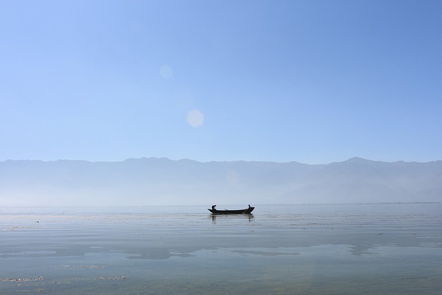 泸沽湖 风景 小舟 - 上的免费照片