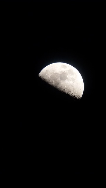 月亮 半亮 天堂 - 上的免费照片