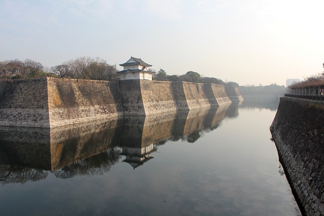 城堡 护城河 水闸 - 上的免费照片