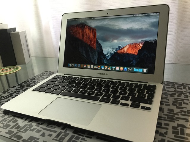 Macbook Air 曼萨纳 - 上的免费照片