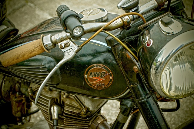 摩托车 阿沃425 老的 - 上的免费照片