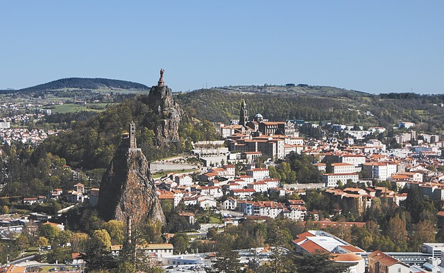 Le Puy En Velay 涅 火山 - 上的免费照片