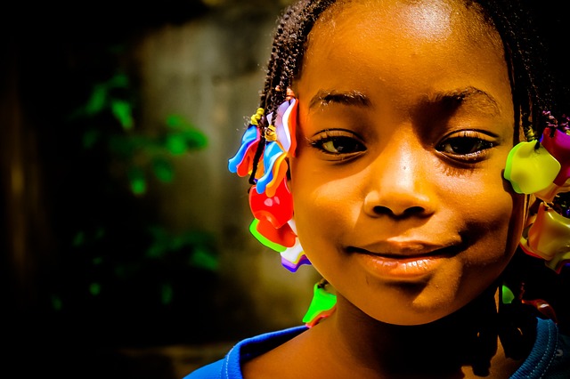 非洲儿童 清白的 漂亮的脸蛋 - 上的免费照片