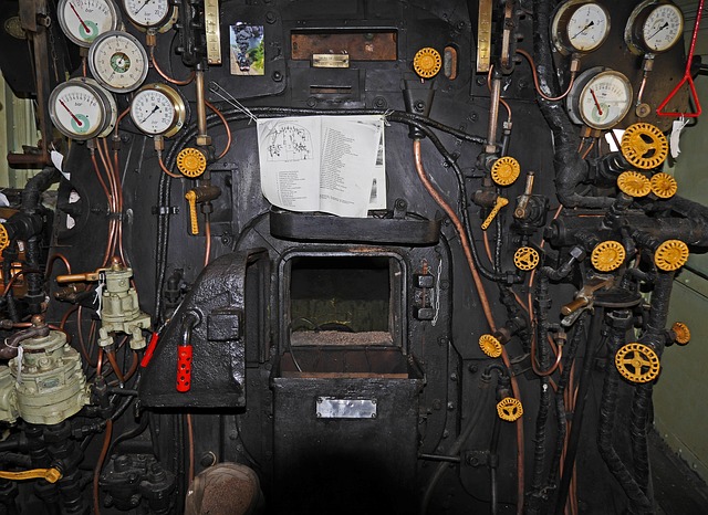 蒸汽机车 驾驶室 左手驾驶 - 上的免费照片