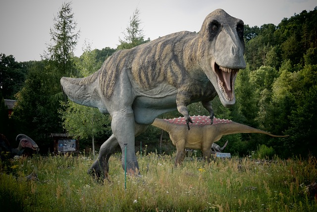 恐龙 动物 荒野 - 上的免费照片