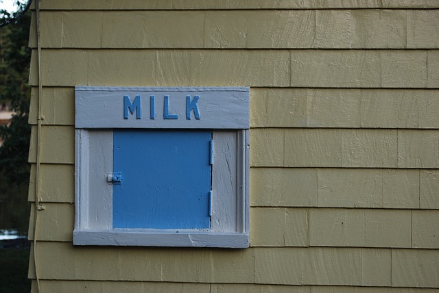牛奶 交货 送奶工 - 上的免费照片