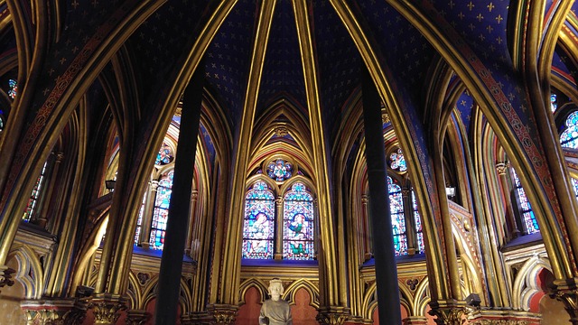 彩绘玻璃 圣礼拜堂 巴黎 - 上的免费照片