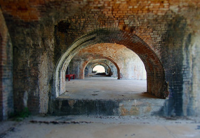 隧道 拱 砖块 - 上的免费照片