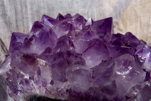紫晶 紫色 宝石尖 - 上的免费照片
