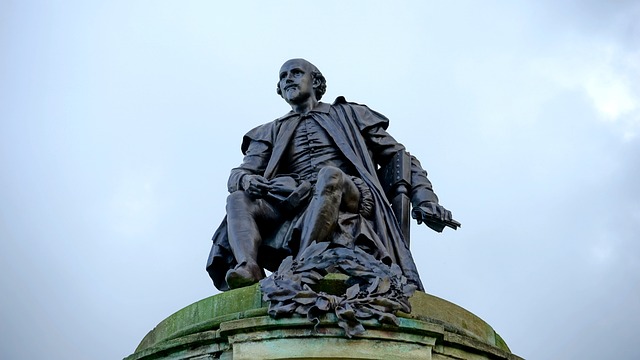 威廉 · 莎士比亚 雕像 - 上的免费照片