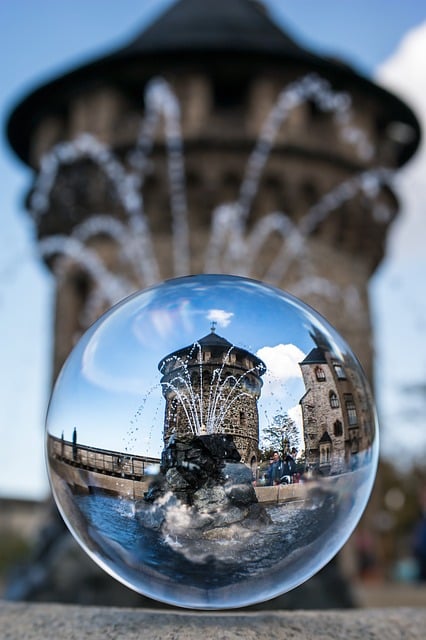玻璃球 塔 喷泉 - 上的免费图片
