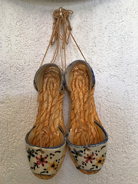 麻底鞋 陶瓷 衣架 - 上的免费照片