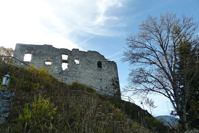 法尔肯斯坦城堡遗址 Falkenstein 德国最高的城堡 - 上的免费照片