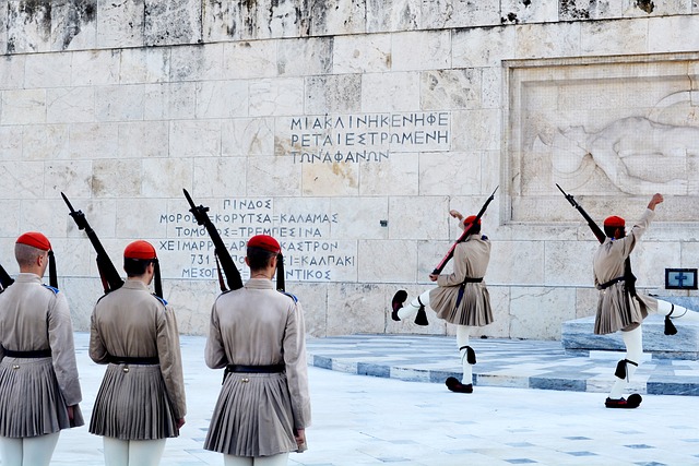 卫兵换岗的仪式 希腊议会 雅典 - 上的免费照片