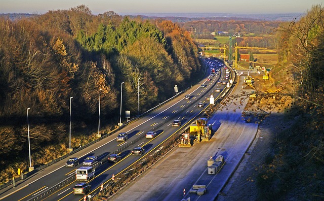 高速公路施工现场 条顿堡森林 切口 - 上的免费照片