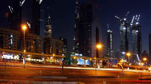 迪拜 Sheikh Zayed路 街道 - 上的免费照片