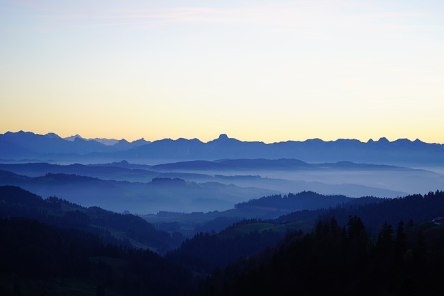 斯托克角 有雾的风景 伯尔尼阿尔卑斯山 - 上的免费照片